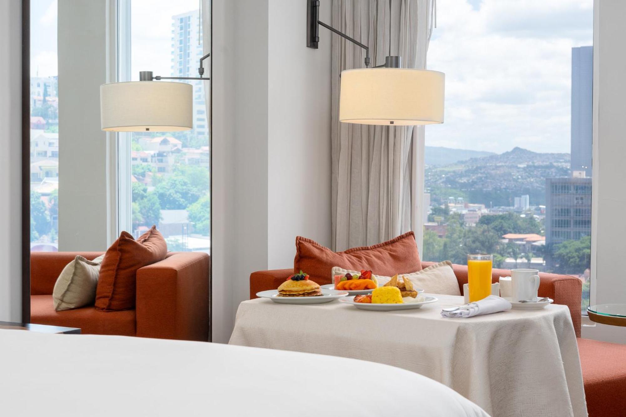Intercontinental Tegucigalpa At Multiplaza Mall By Ihg Ngoại thất bức ảnh